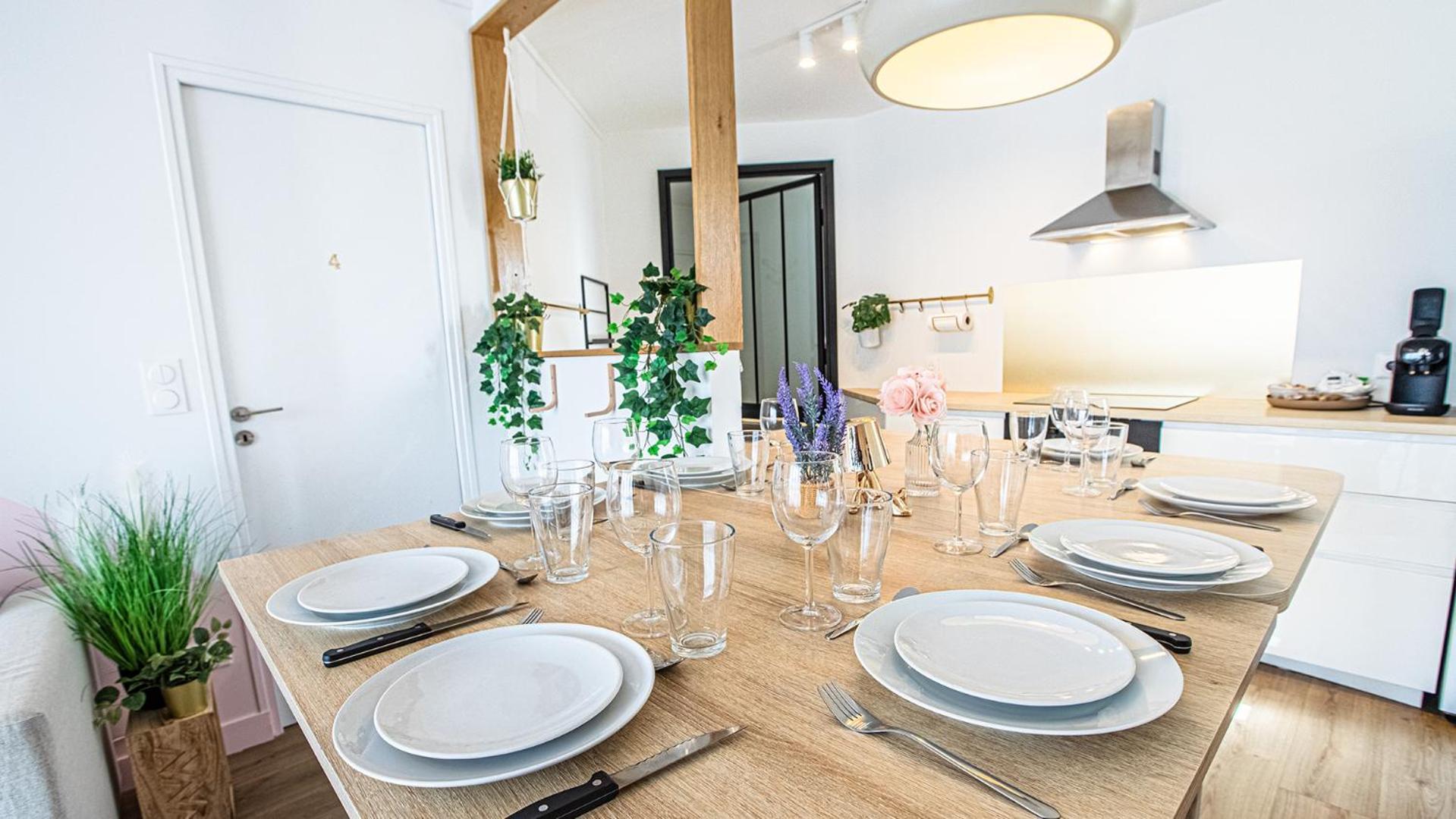 Le Joyeux - Ideal Groupe - Parking Gratuit Troyes Exteriör bild